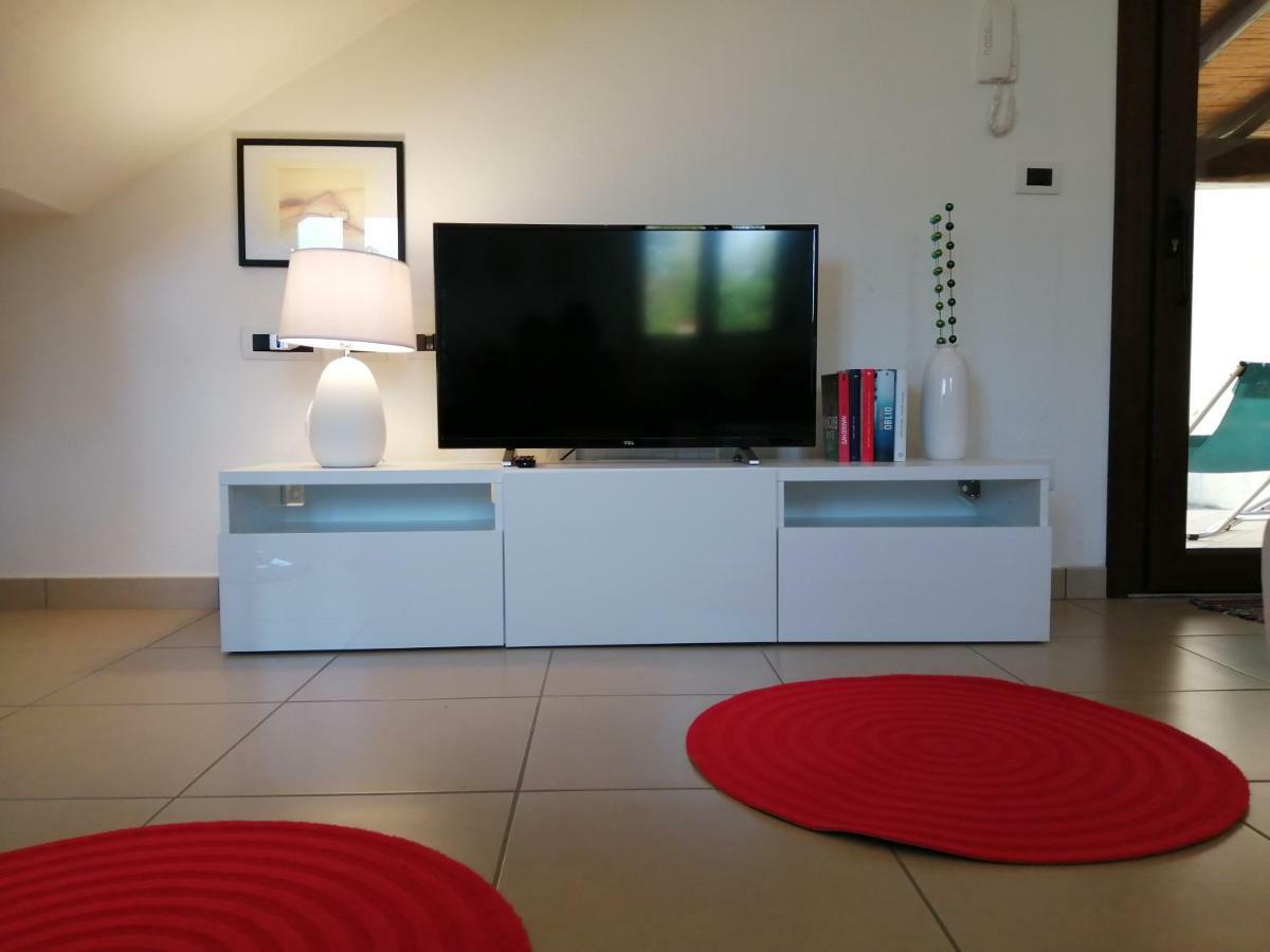 Casa Il Cortile Fiorito Appartement Tortolì Buitenkant foto