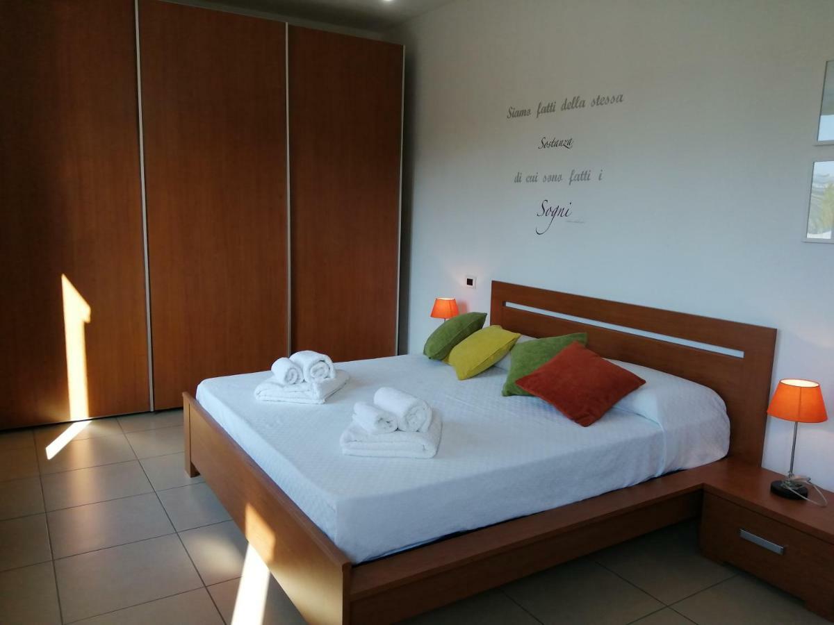 Casa Il Cortile Fiorito Appartement Tortolì Buitenkant foto